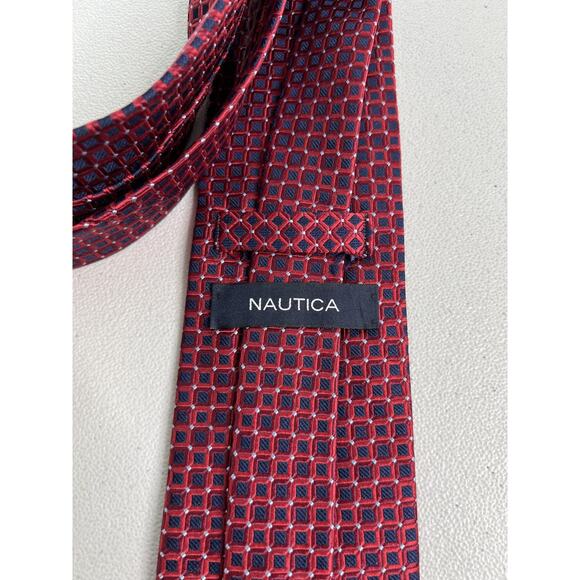 Nautica Red, Blue Geometric Pattern 100% Silk Made in USA Tie NWOT - Picture 6 of 7